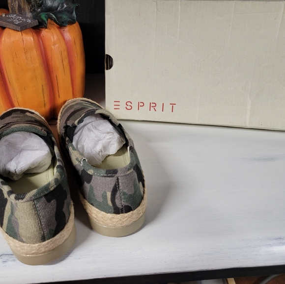 WOMEN'S ESPRIT ERIKA ESPADRILLE SLIP-ON SHOES - Picture 6 of 9